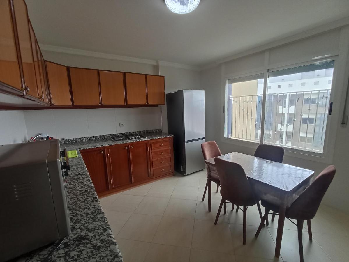 Appartement Familial Au Centre De Nador Ville ภายนอก รูปภาพ