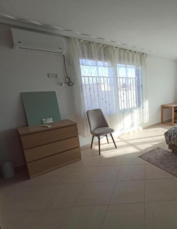 Appartement Familial Au Centre De Nador Ville ภายนอก รูปภาพ